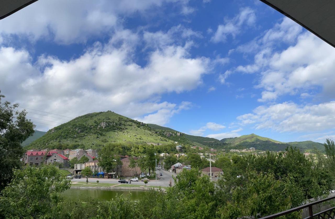 Yolyans Hotel Goris Zewnętrze zdjęcie