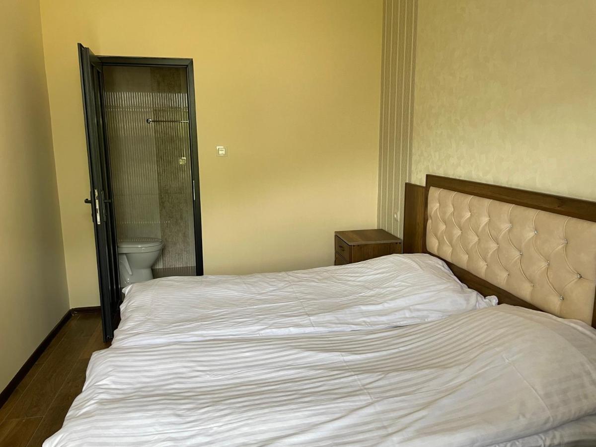 Yolyans Hotel Goris Zewnętrze zdjęcie
