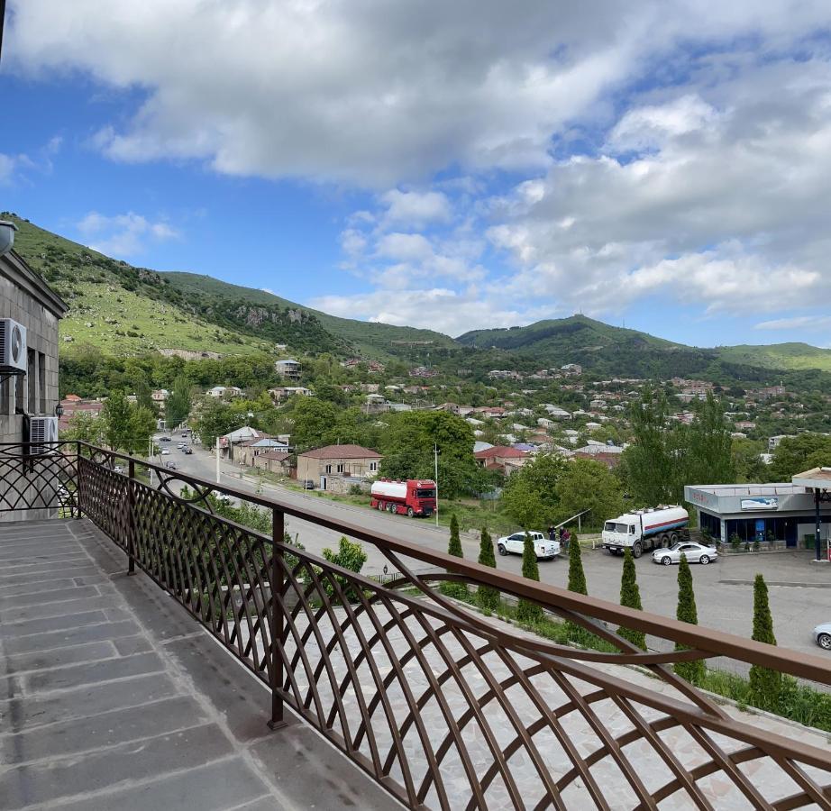 Yolyans Hotel Goris Zewnętrze zdjęcie