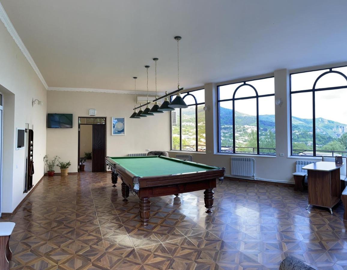 Yolyans Hotel Goris Zewnętrze zdjęcie