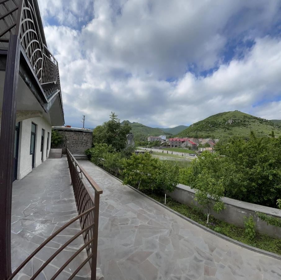 Yolyans Hotel Goris Zewnętrze zdjęcie