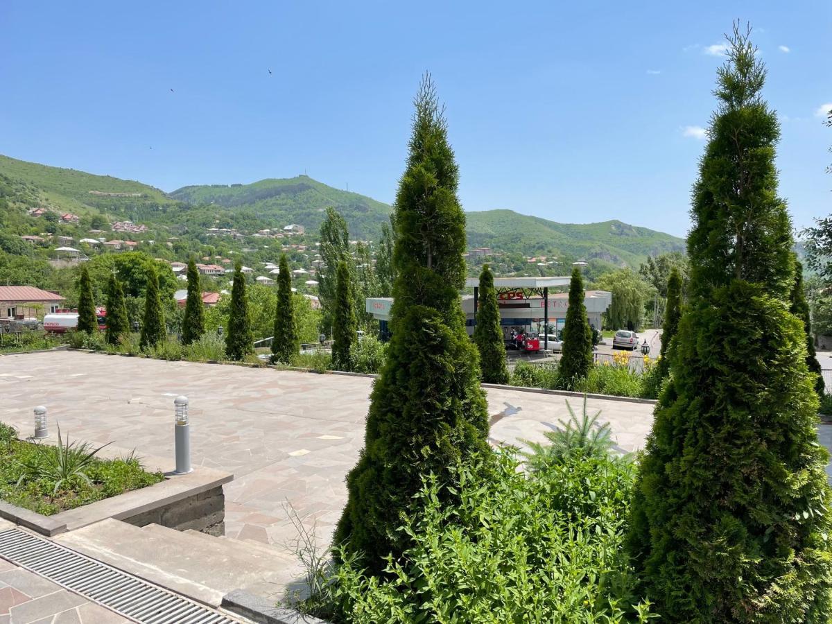 Yolyans Hotel Goris Zewnętrze zdjęcie
