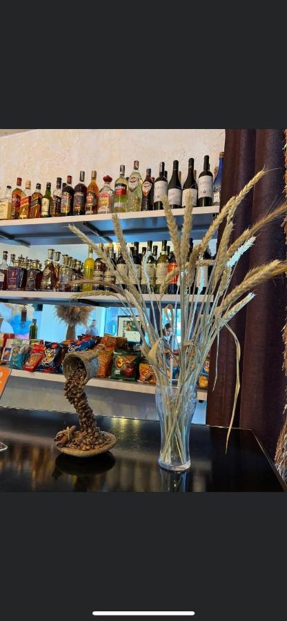 Yolyans Hotel Goris Zewnętrze zdjęcie